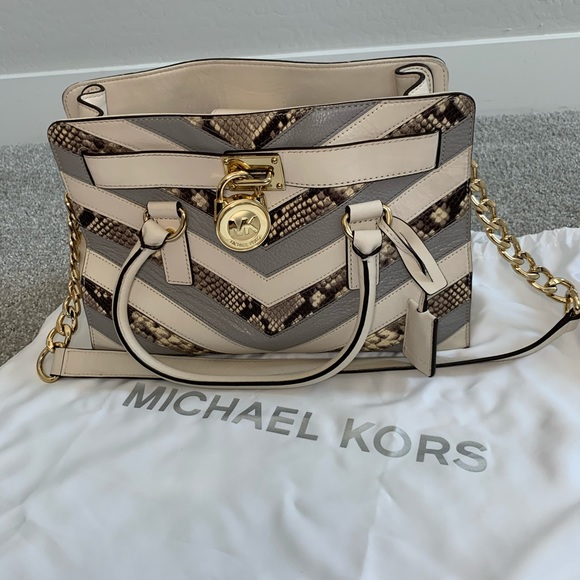 Michael Kors handbag - Picture 5 of 7